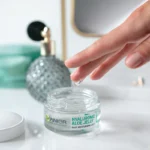 skin-naturals-hyaluronic-aloe-jelly___200511 (2)